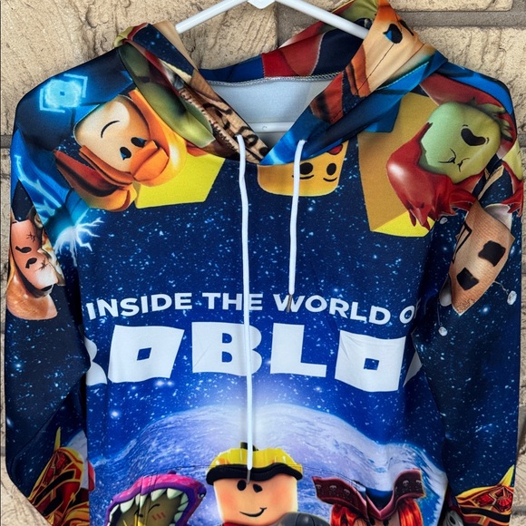 Roblox, pullover hoodie, Colorful Graphic Hoodie Size XLarge NWOT - Picture 4 of 6